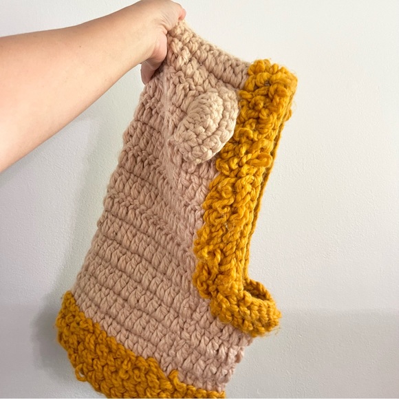 Handknit Animal Hooded Chunky Hat with Neck Handmade Yellow and Cream One Size - Picture 6 of 7